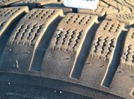 Grajewo ogłoszenia: Sprzedam kola z oponami zimowymi do VW, Skoda. Rozmiar 195/65 R15. - zdjęcie